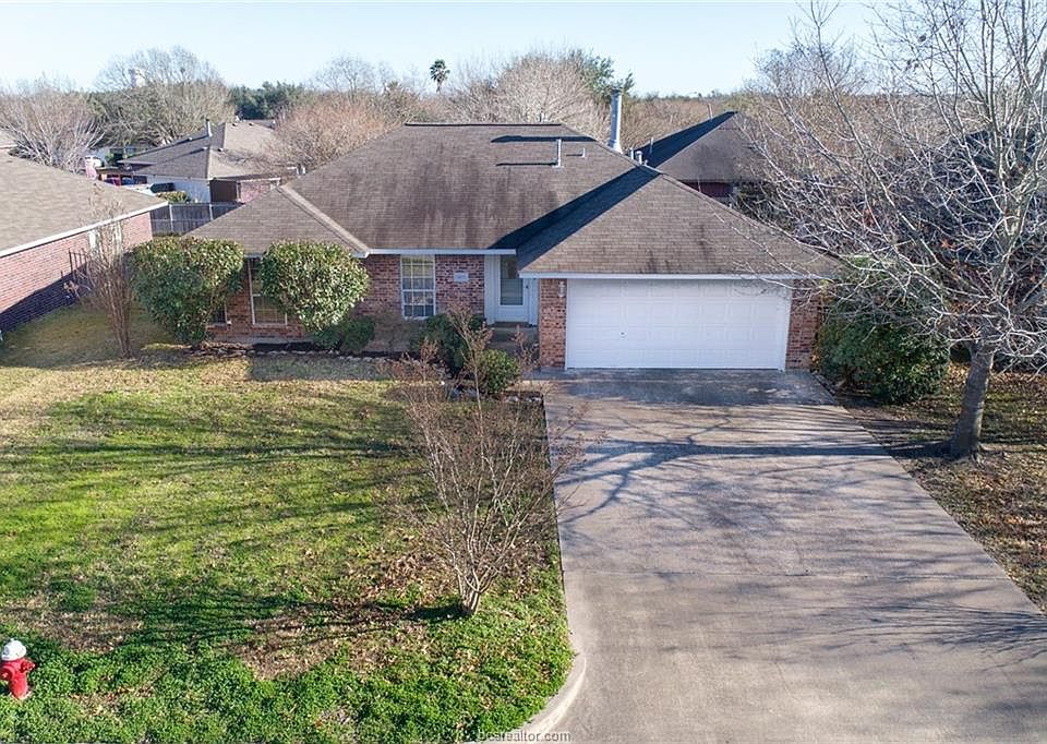1st image of 1402 Front Royal Dr