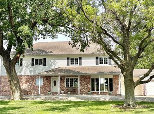 22796 SW 89th Rd, Beatrice, NE 68310