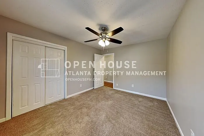 1746 Charrington Way — Photo 15