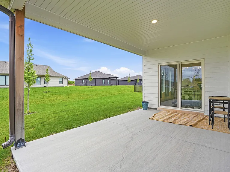 2305 N Traveller Dr — Photo 39