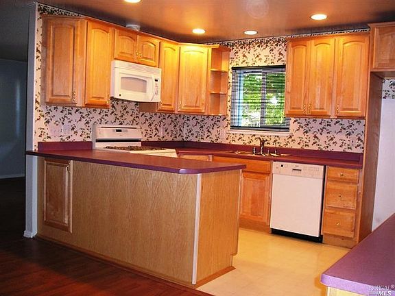 2nd image of 516 Shay Drive