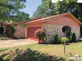 1014 Ritter St, Springdale, AR 72764