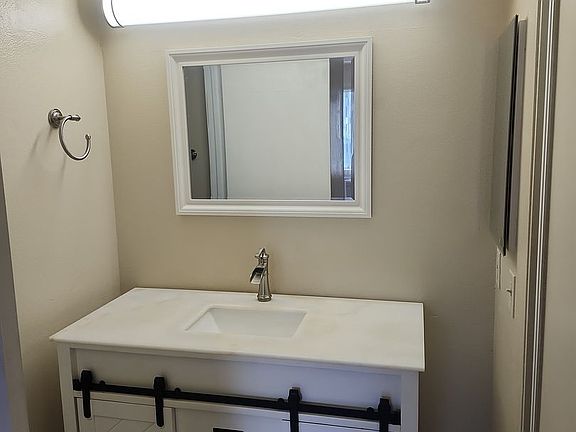 4th image of 960 E Bonita Ave Unit 155