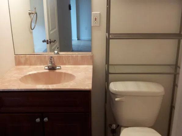 229 Crescent Lane image 14 of 22