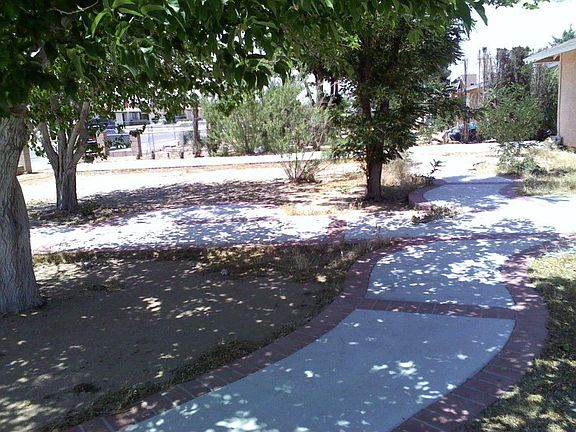 5th image of 12591 Magnolia Ave