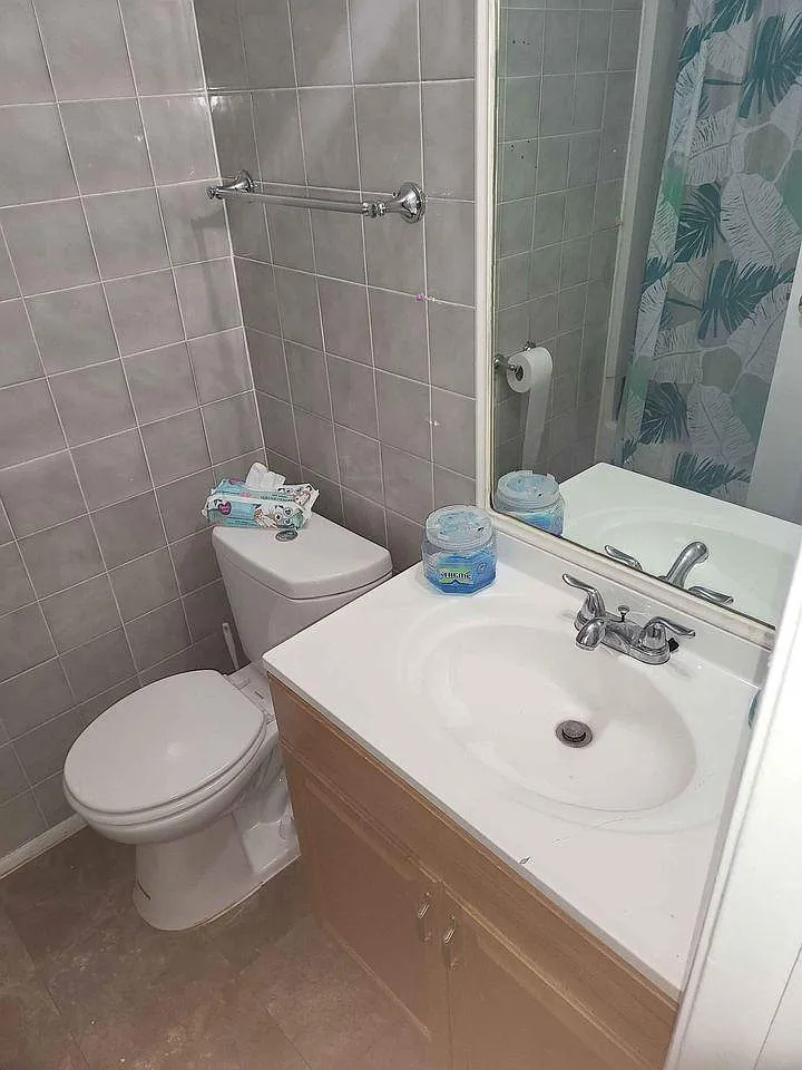 2 bed, 847 sqft, $2,300 — Photo 3