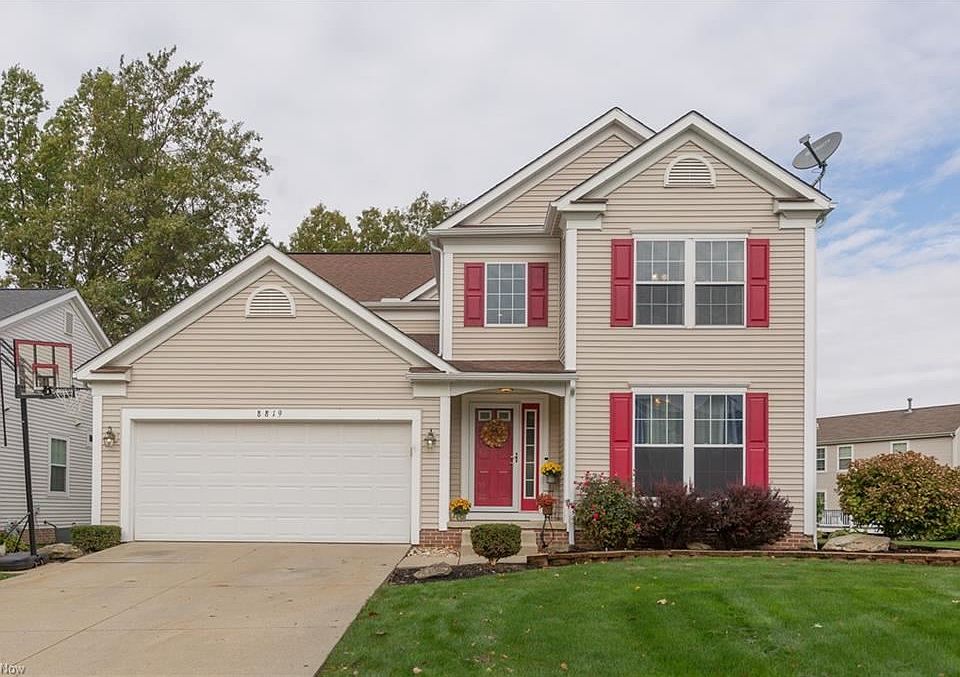 1st image of 8819 Oakbrook Cir