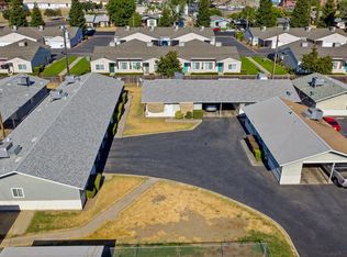 404 N Hall St, Visalia, CA 93291