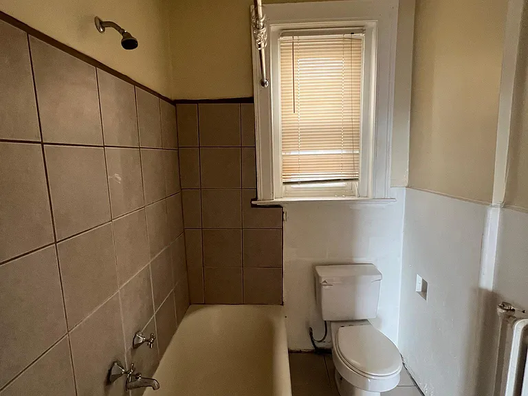56 Norton St #301 — Photo 4