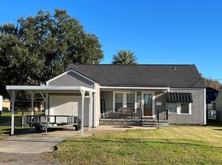 6264 Jackson St, Groves, TX 77619