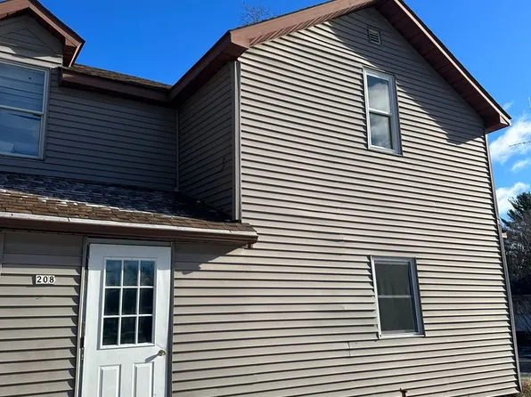 208 S Andrews Ave, Abbotsford, WI 54437