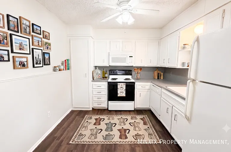 7303 Avenue X #101 — Photo 2