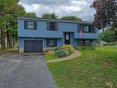 8254 Dunn Rd, Lyons, NY, 14489