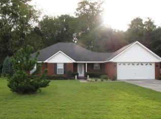 240 Oxford Cir, Rincon, GA 31326