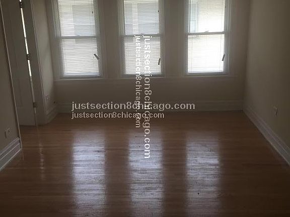 5th image of 856 N Mayfield Ave APT 1N