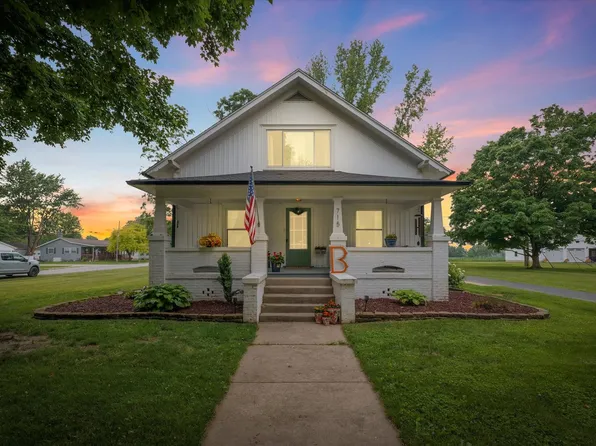 715 N North St, Argenta, IL 62501