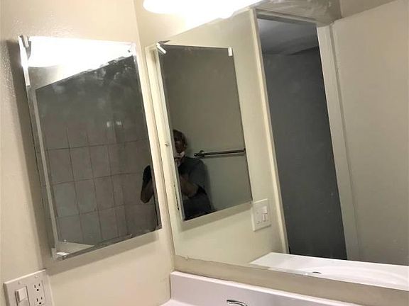 3rd image of 1441 E Wilson Ave APT 103