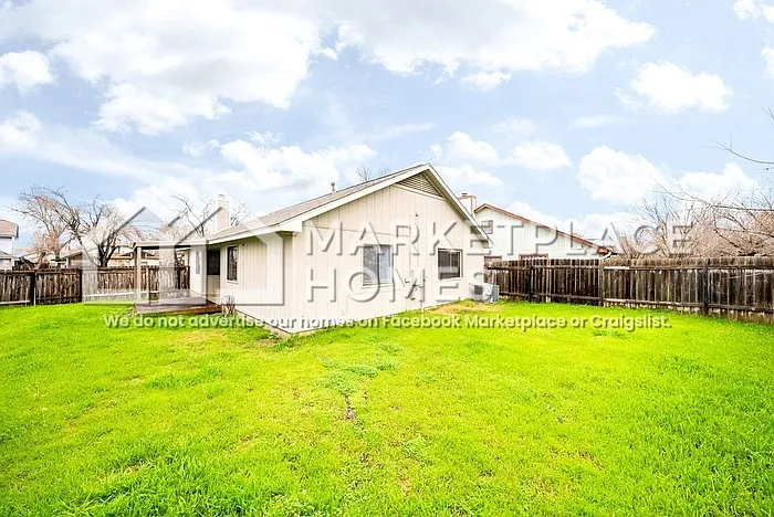 1001 Greenbriar Loop — Photo 23