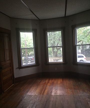 4th image of 3038 N Central Park Ave