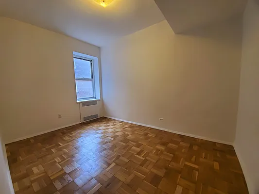 Rented by Hatuka Properties | media 37