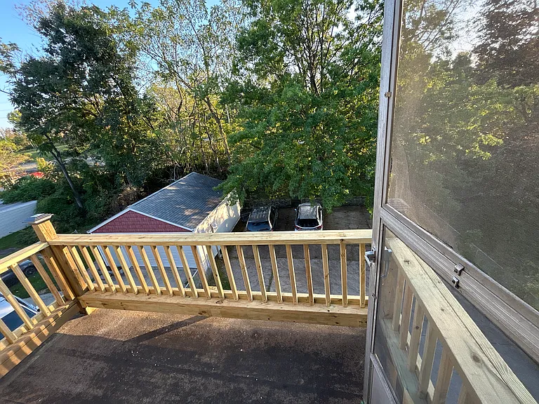 10425 Baltic Rd #3 — Photo 5