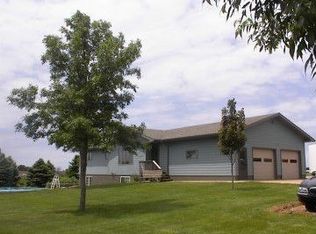 47861 Lake Alvin Pl, Harrisburg, SD 57032
