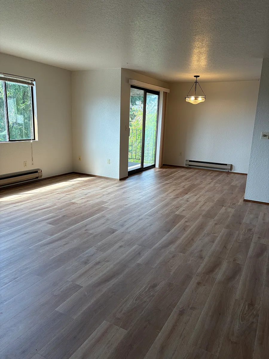 Building Photo - 1422 NW 59th St #8