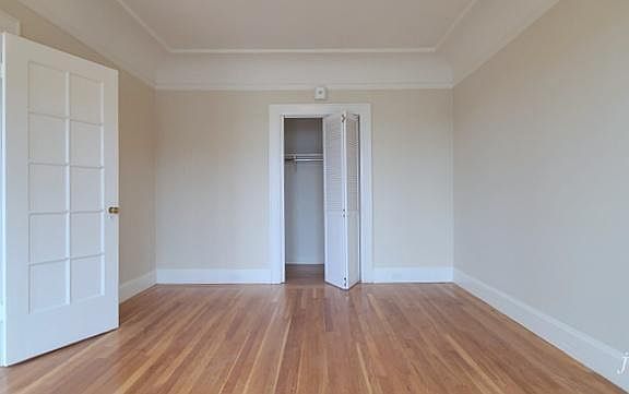 3rd image of 2550 Fulton St APT 10