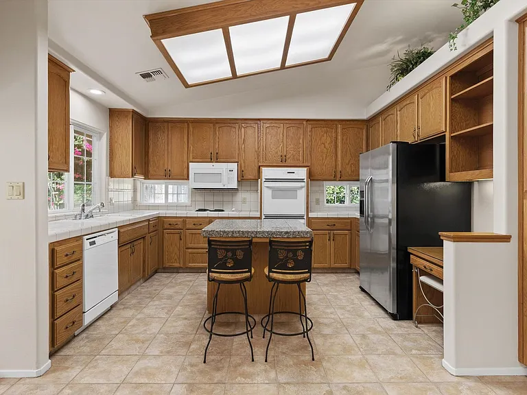 6016 Kings Canyon Dr — Photo 19