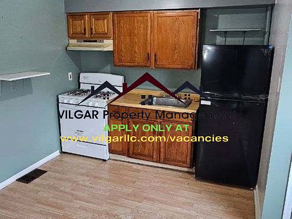 2nd image of 4002 Pulaski St #3