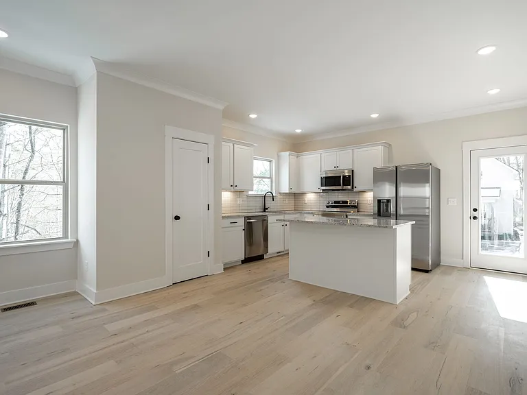 347 Kellys Ferry Pl — Photo 4