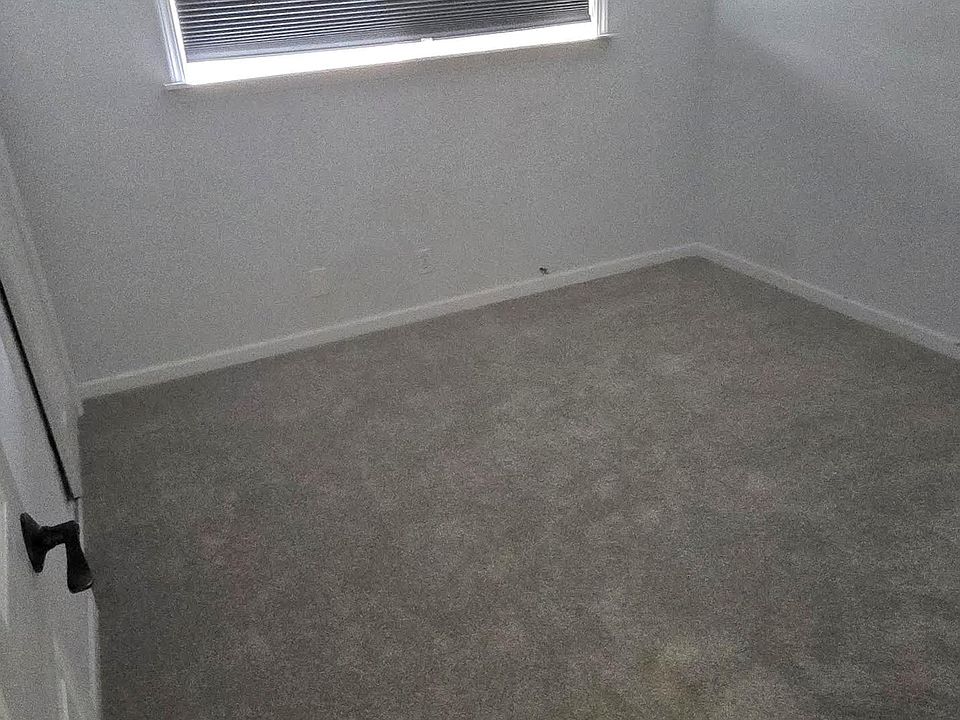 1st image of 297 Heffley St S