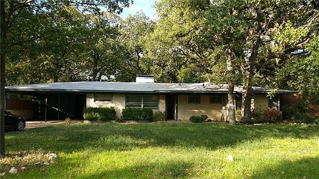 1st image of 119 W Holland Dr