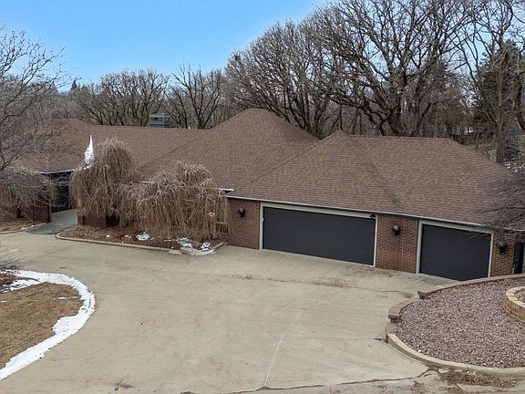 2nd image of 1200 E Tomar Rd