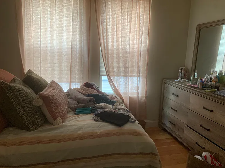 121 Webster Ave #3 — Photo 9