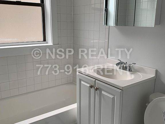 3rd image of 1319 W Estes Ave APT 10