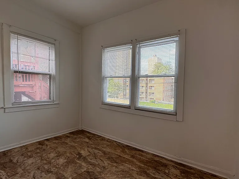 6747 S Paxton Ave #3 — Photo 10