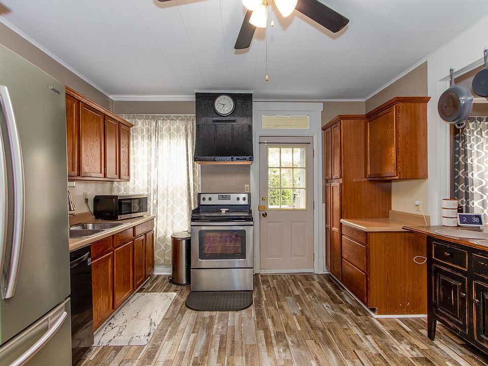 706 Crozier Ave, Clearfield, PA 16830 MLS 0511180 Zillow