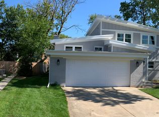 438 Sunset Dr, Wilmette, IL 60091