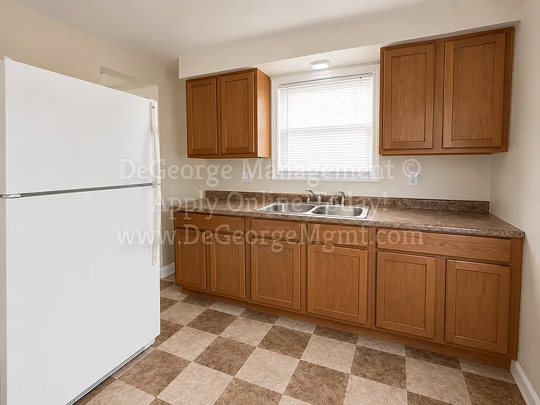 Emerald Estates — Photo 35