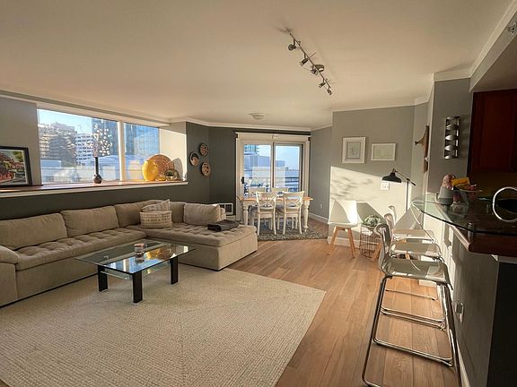 2nd image of 400 Beale St APT 1201