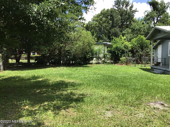2nd image of 3023 Detroit Cir E