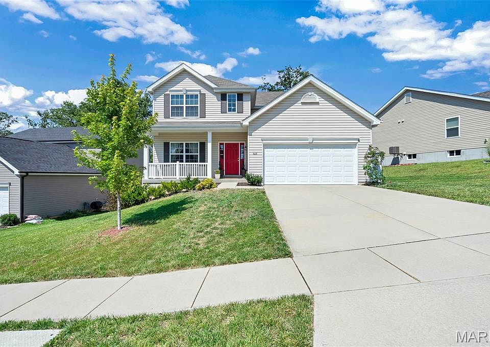 1st image of 425 Dusty Brook Dr