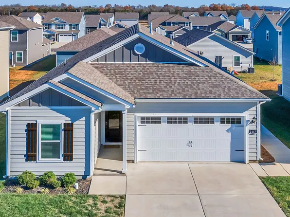 2417 Curbow Dr, Murfreesboro, TN 37127