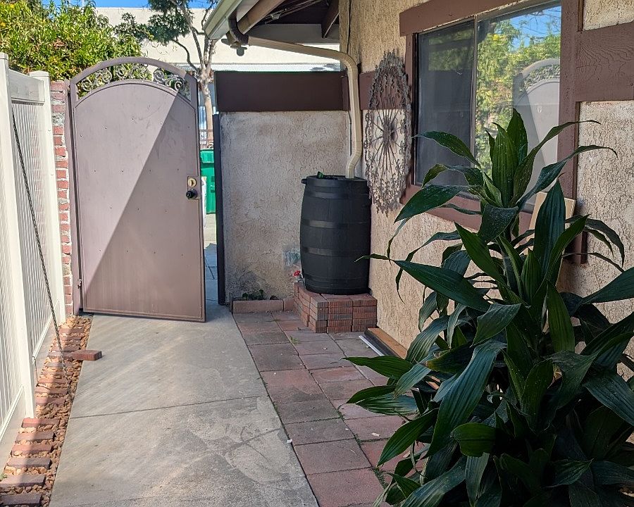 Entrance from inside