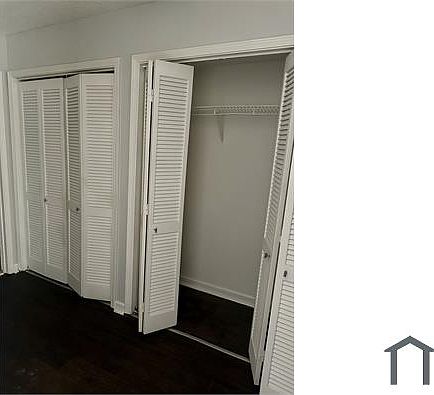 3rd image of 1685 Underwood Dr SE