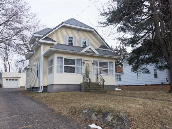136 S Washington Street, Mondovi, WI 54755