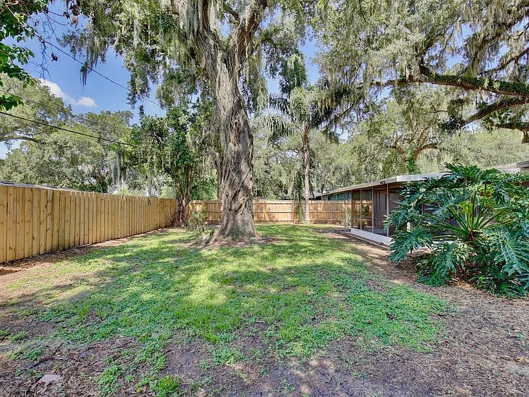 2914 Lando Ln — Photo 28