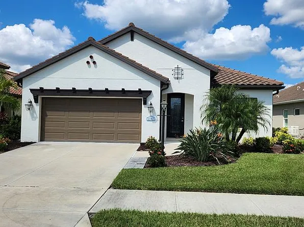 1752 Still River Dr, Venice, FL 34293