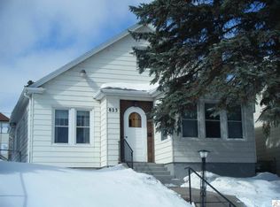823 E 7th St, Duluth, MN 55805